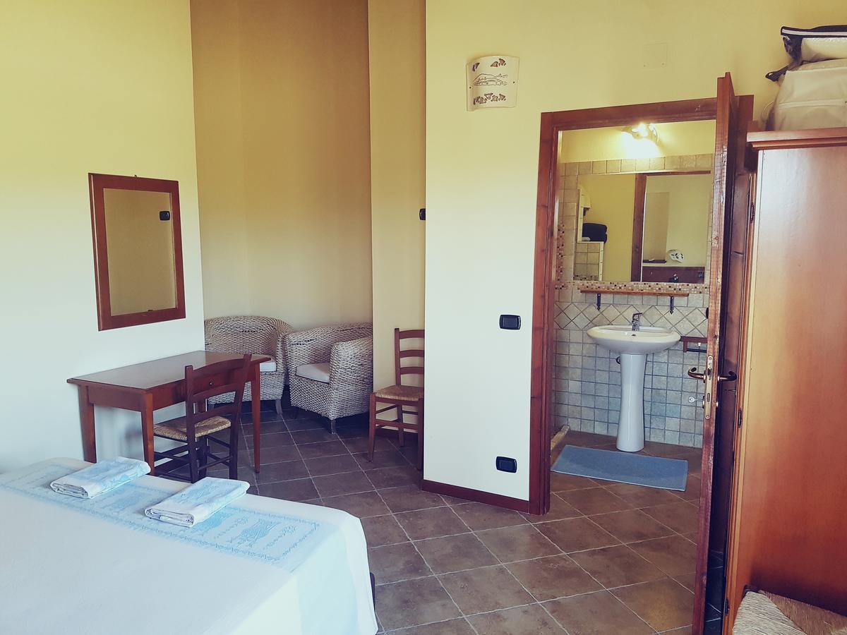 Agriturismo Gennemara B&B Perdaxius Ngoại thất bức ảnh