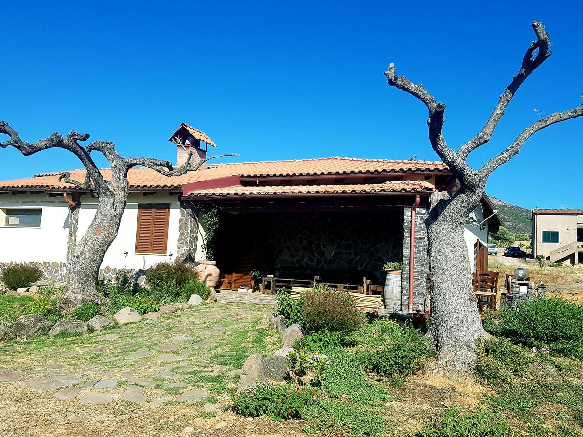 Agriturismo Gennemara B&B Perdaxius Ngoại thất bức ảnh