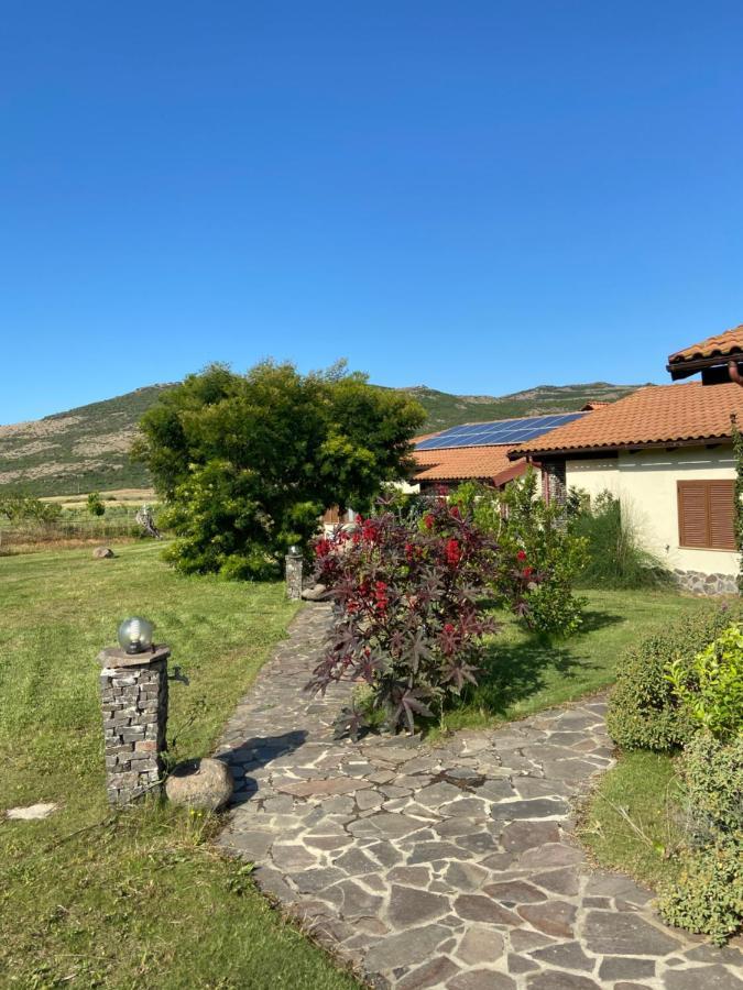 Agriturismo Gennemara B&B Perdaxius Ngoại thất bức ảnh
